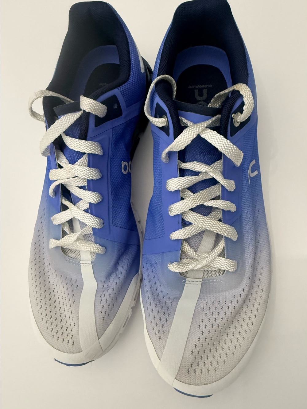 On Cloudflow 3.0 Women’s 10.5 Marina Blue White Running Shoes